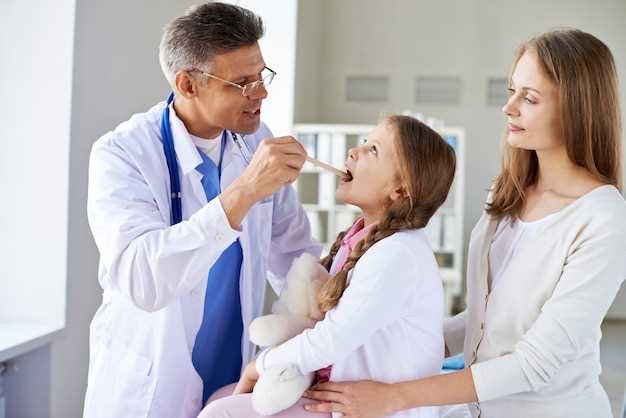 Причины и профилактика белого налета в горле у ребенка