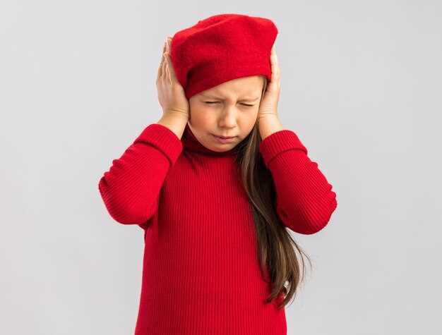 Почему у ребенка красное ухо: возможные причины и методы лечения
